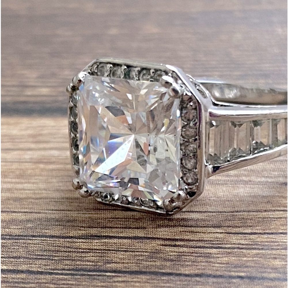 Square Cut Silver - Picture 2 of 5